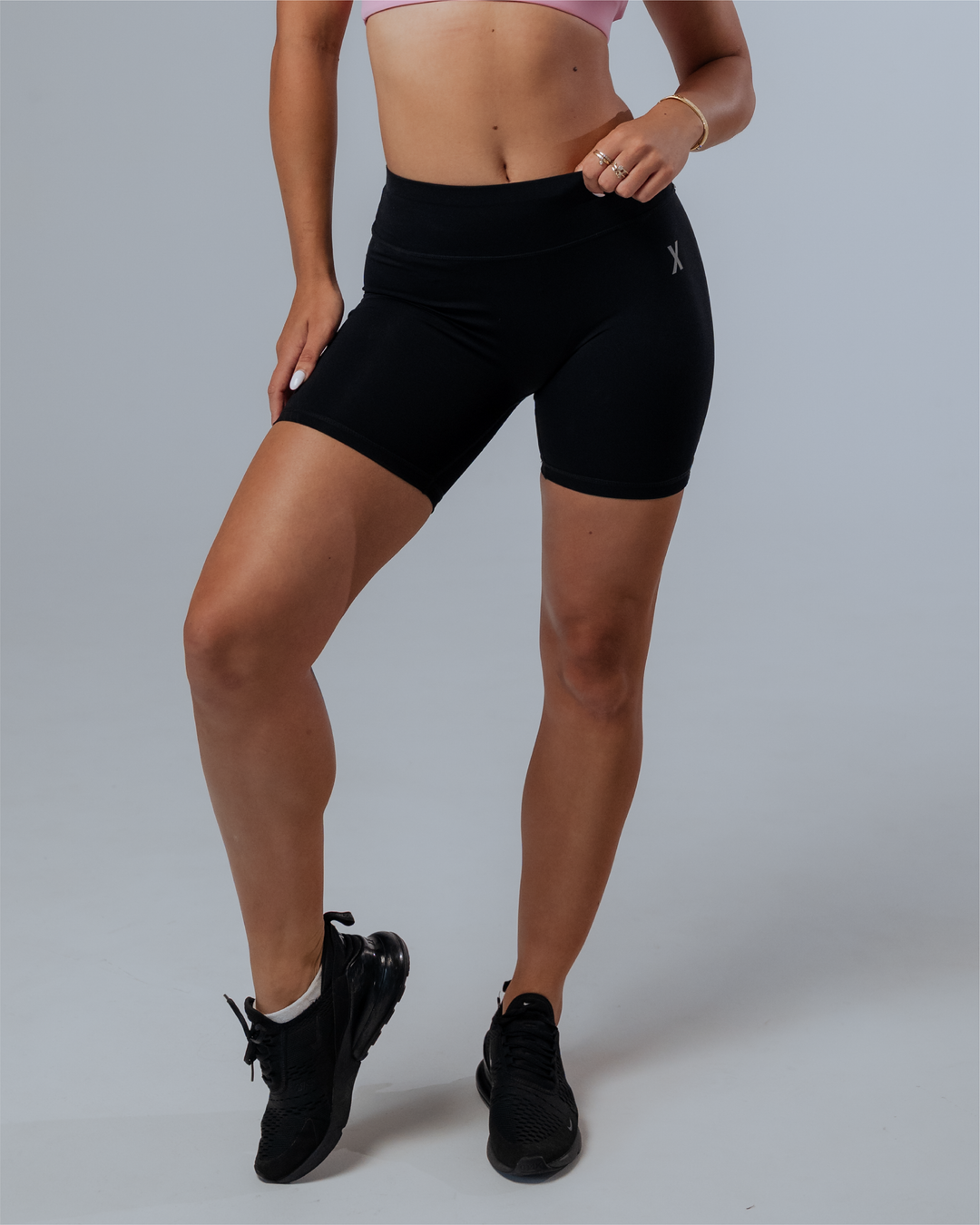 MOTION SHORTS - BLACK