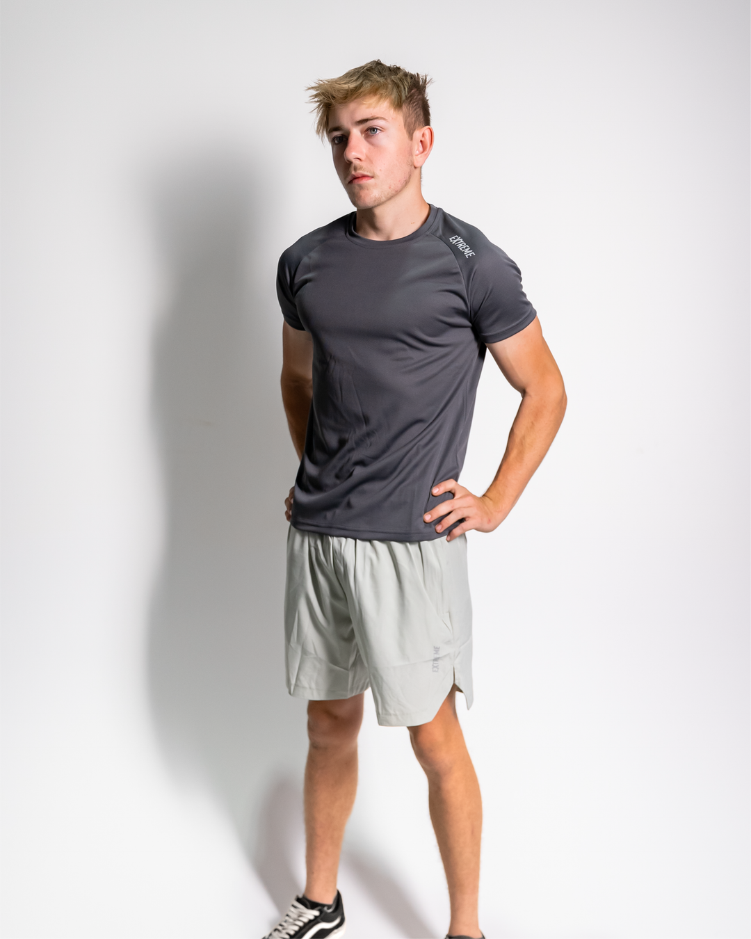 MOTION SHORTS 7" - SAGE